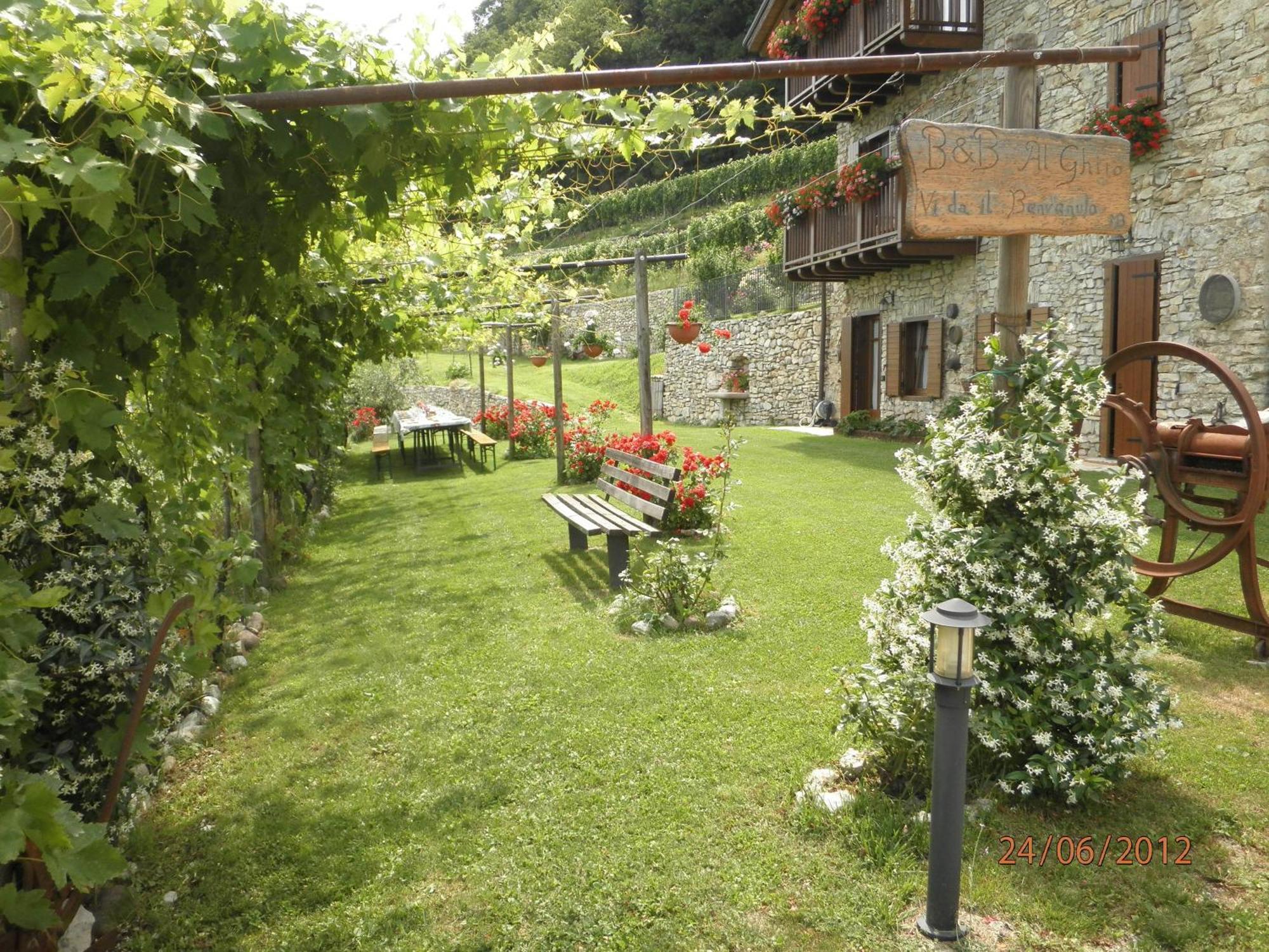 B&B Al Ghiro Villa Lagarina Exterior photo